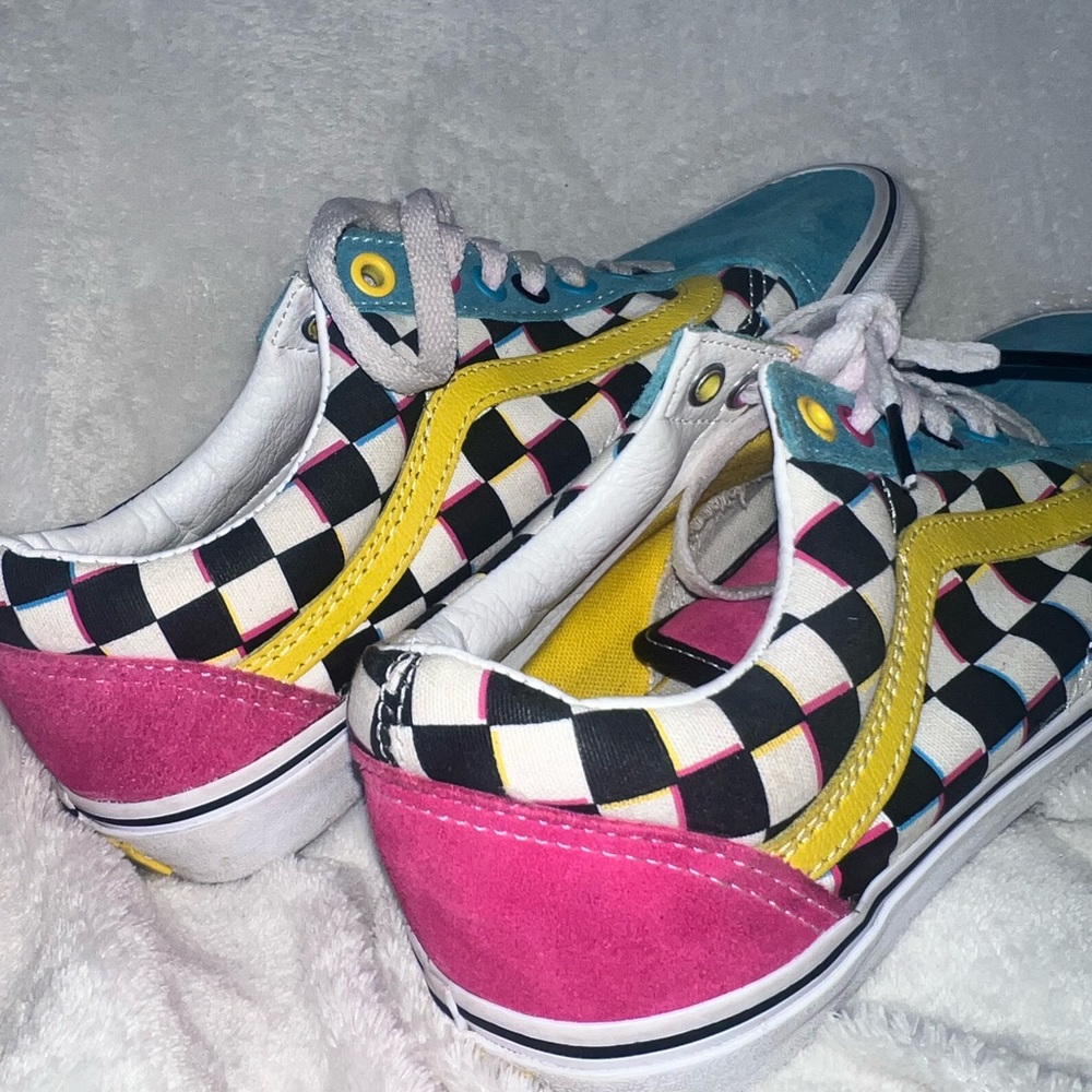 Vans Checkered Blue Yellow Pink White Lace Up Size 9 Womans Shoe